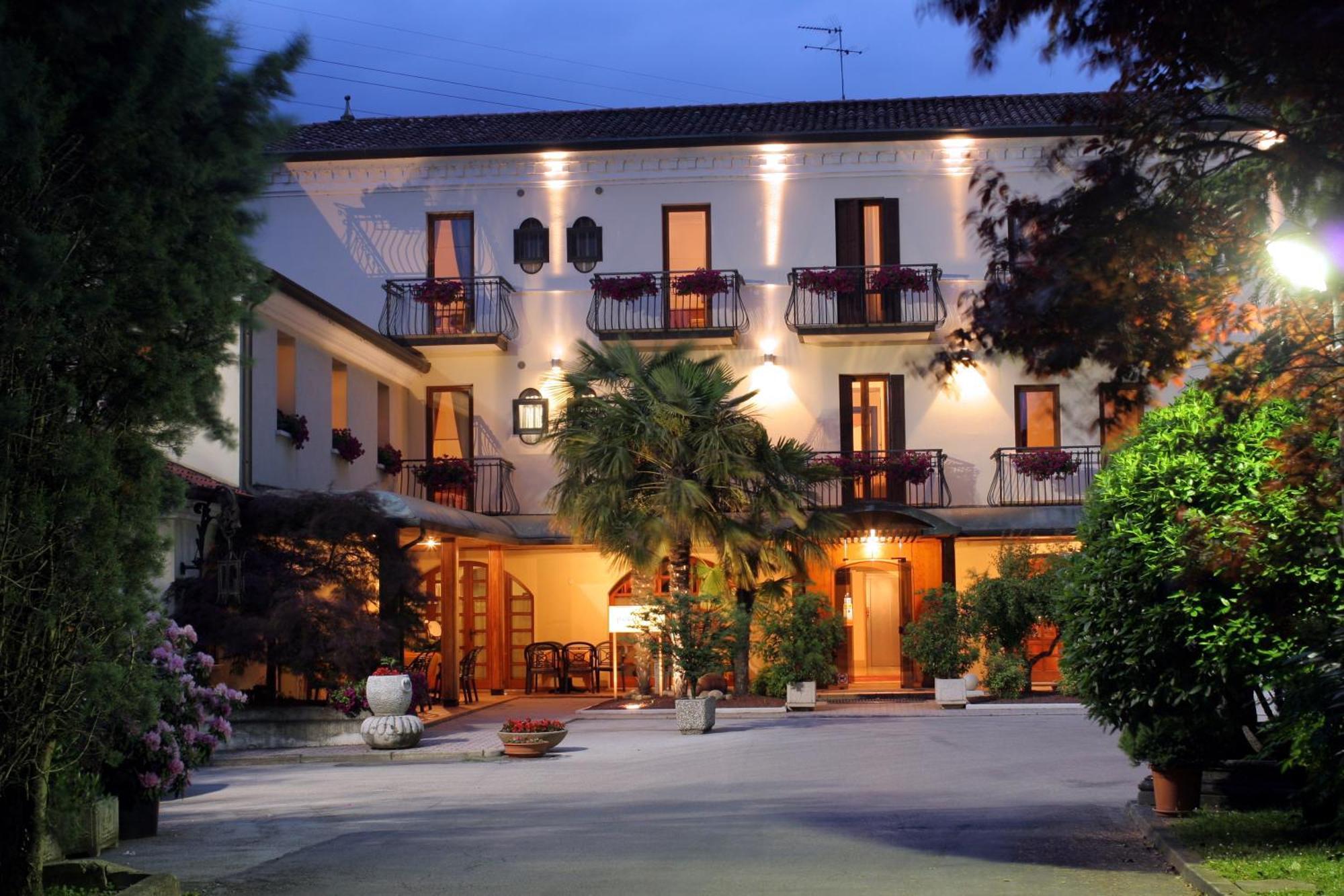 Hotel Antico Mulino Скорце Экстерьер фото
