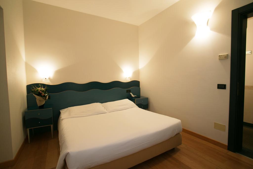 Hotel Antico Mulino Скорце Экстерьер фото