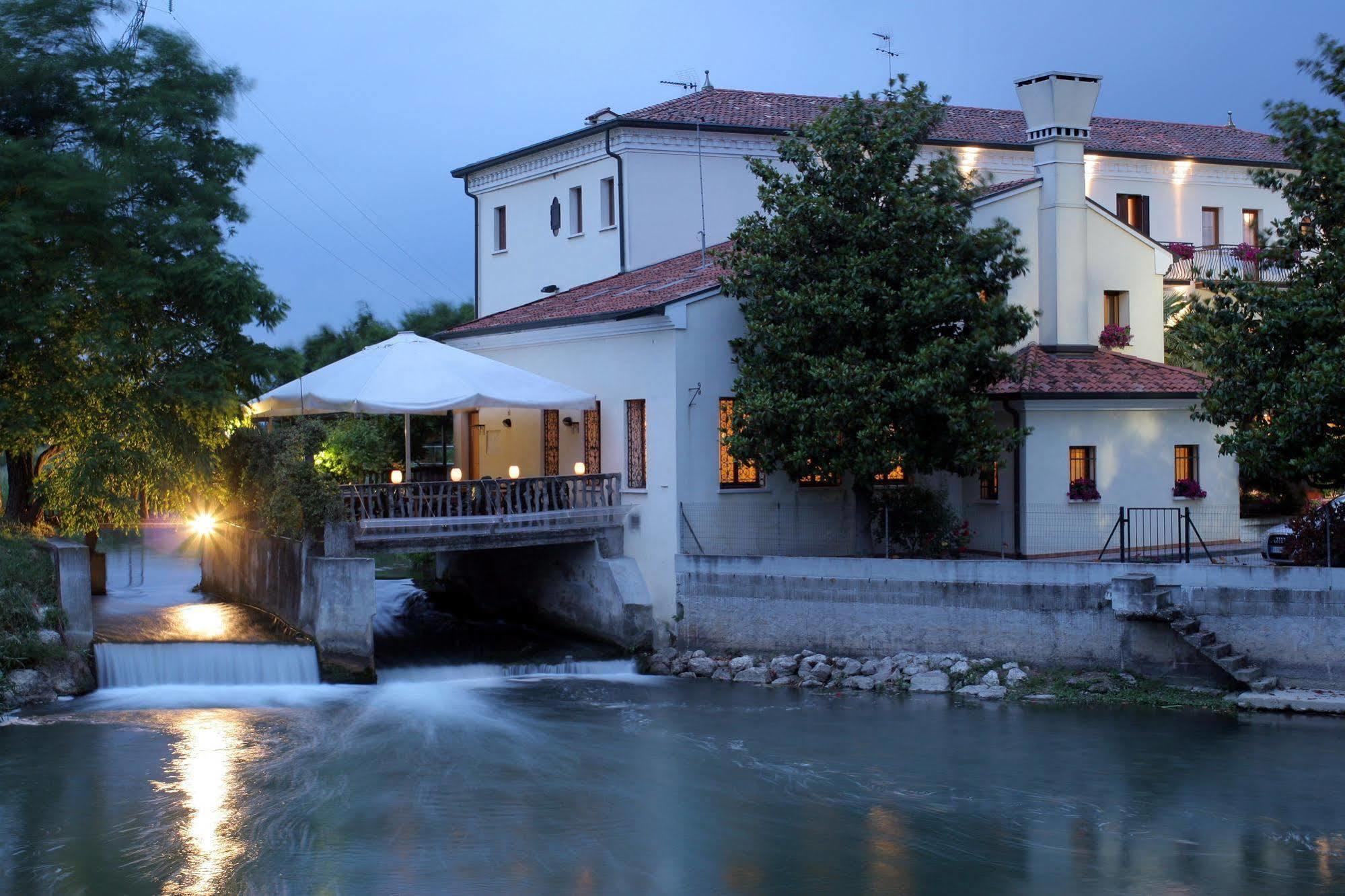 Hotel Antico Mulino Скорце Экстерьер фото