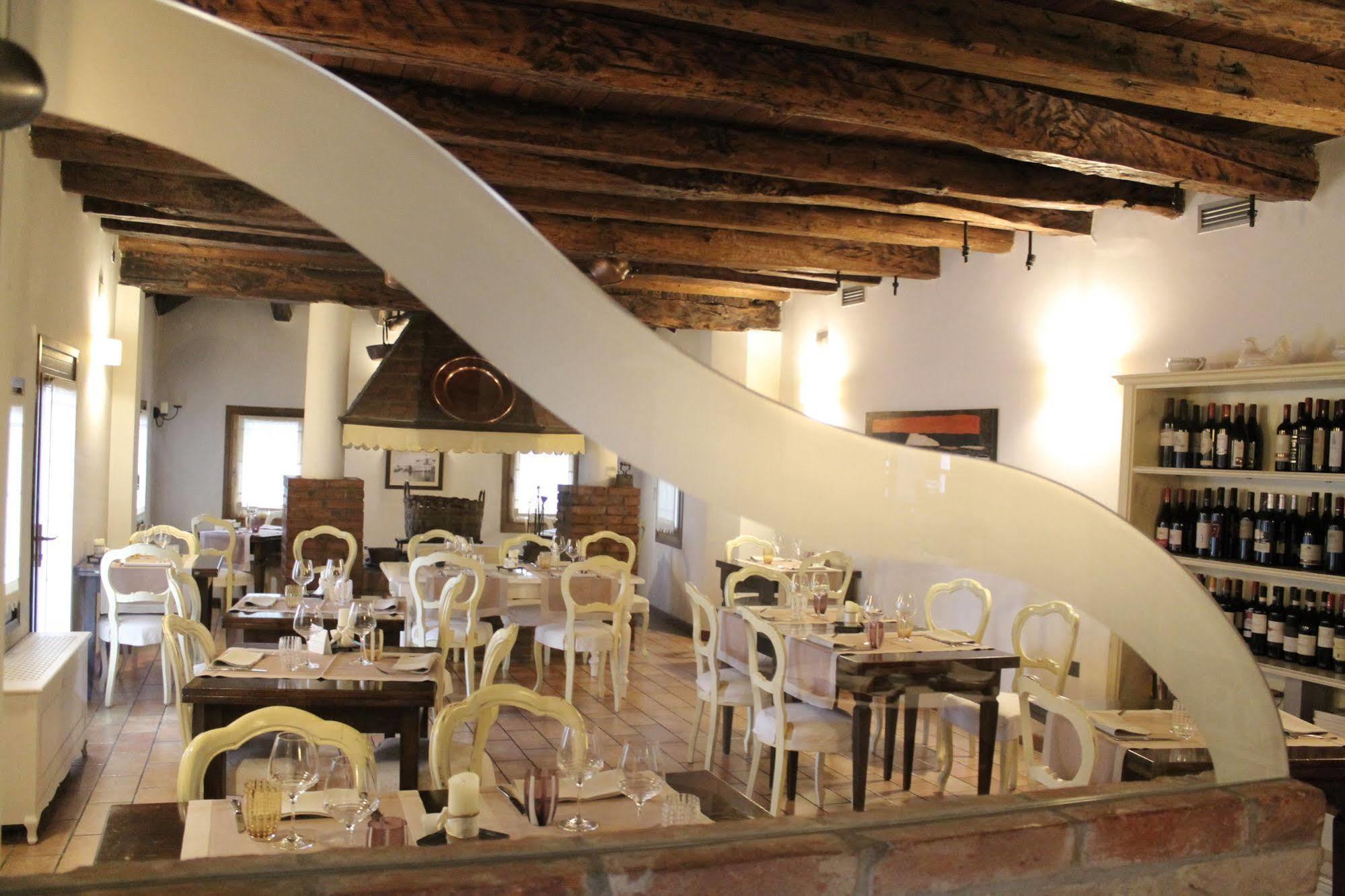 Hotel Antico Mulino Скорце Экстерьер фото